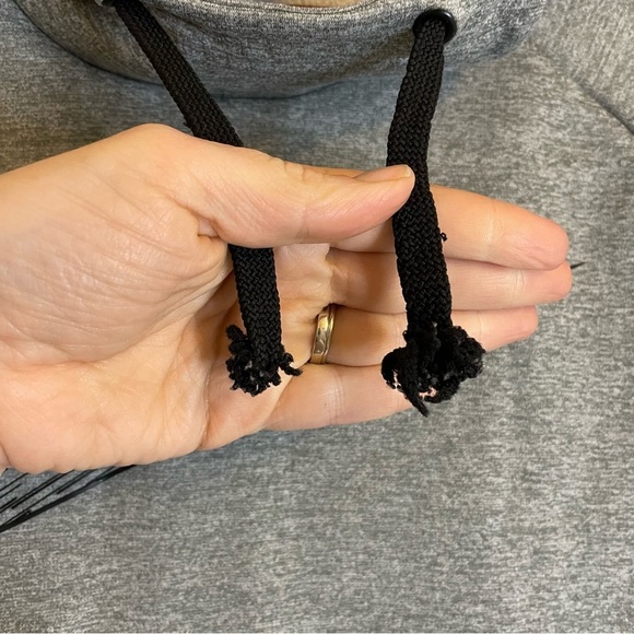 NIKE DRI FIT Men’s Gray Hoodie Hand Muff Size Small - Picture 7 of 11